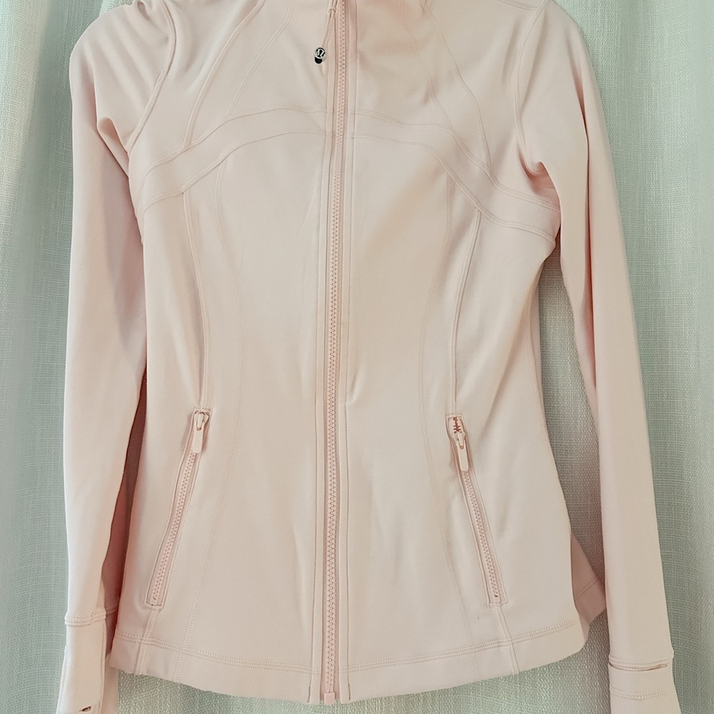 Lululemon Strawberry Milkshake Define Jacket Size 6 EUC Nulu